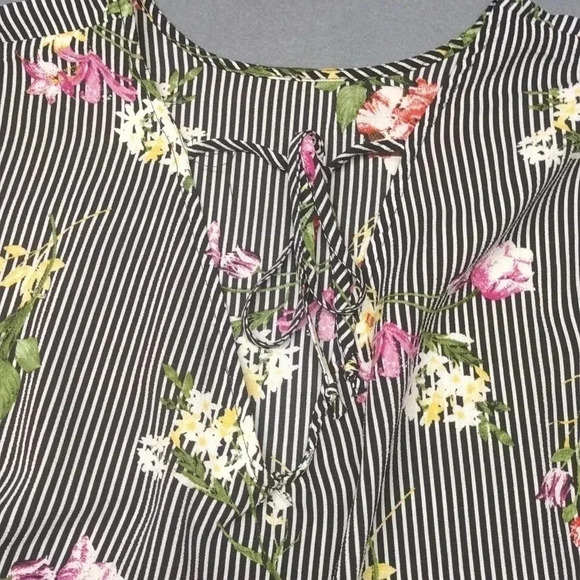 Twine & String Striped Floral Blouse Women’s Medium - Picture 7 of 11